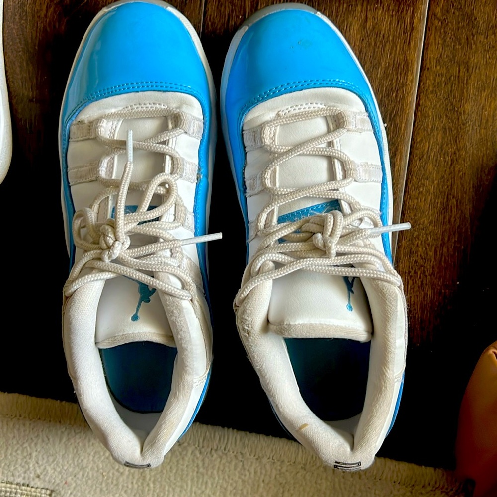Air Jordan’s Retro 11 youth sneakers